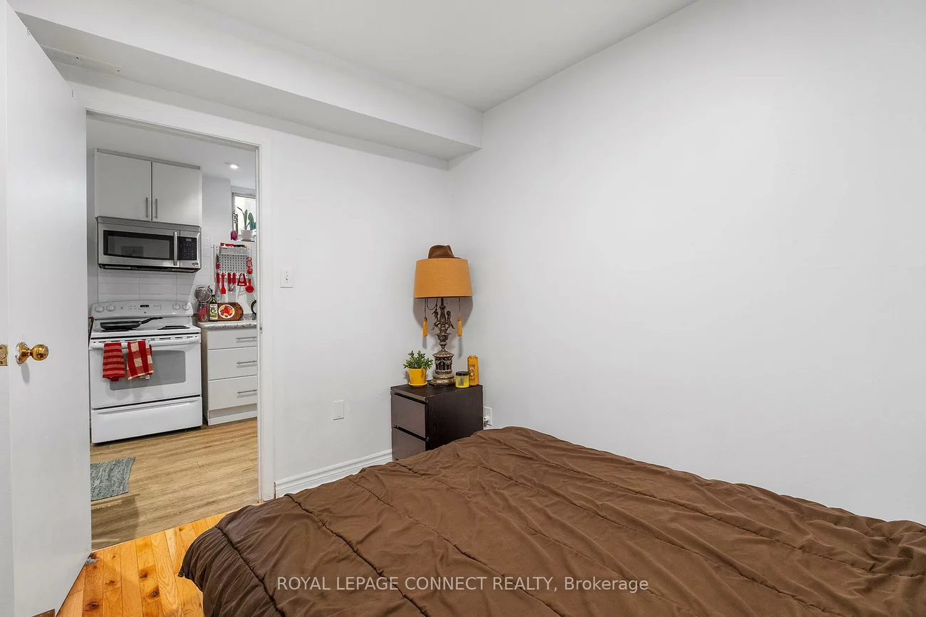 116, Medland, Junction Area, Toronto