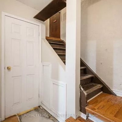 116, Medland, Junction Area, Toronto