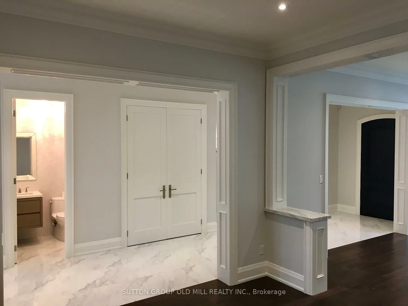 187, The Kingsway, Kingsway South, Toronto