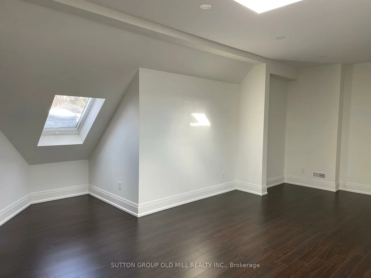 187, The Kingsway, Kingsway South, Toronto