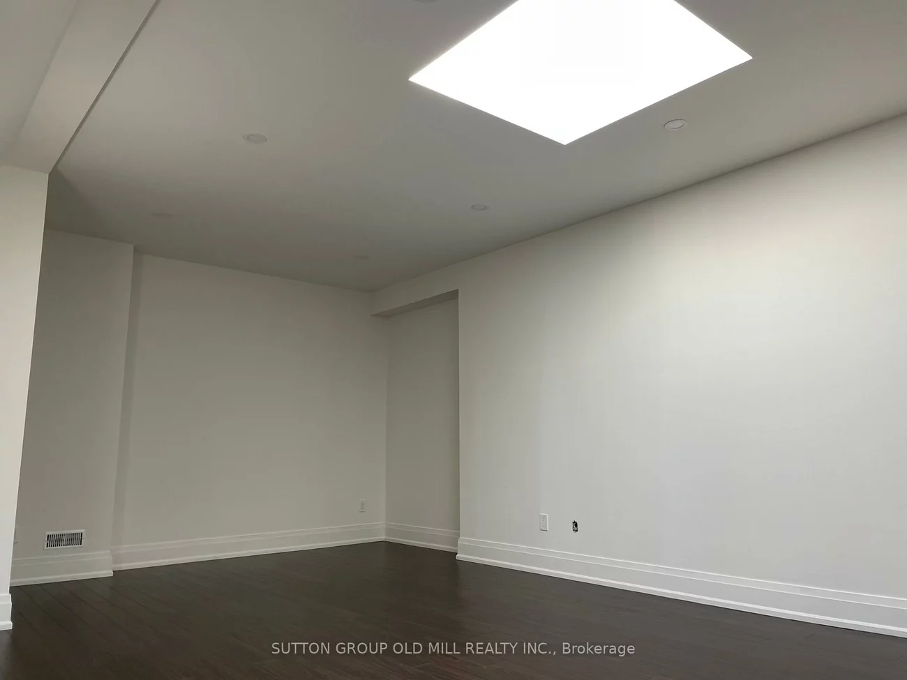187, The Kingsway, Kingsway South, Toronto