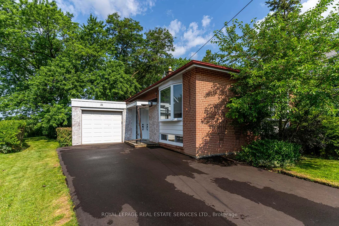 18, Puckeridge, Eringate-Centennial-West Deane, Toronto
