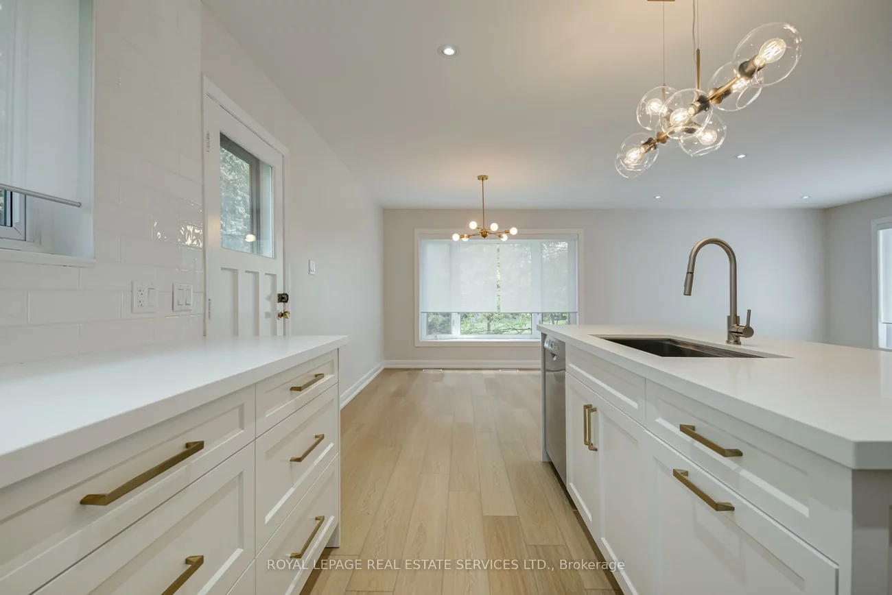 18, Puckeridge, Eringate-Centennial-West Deane, Toronto
