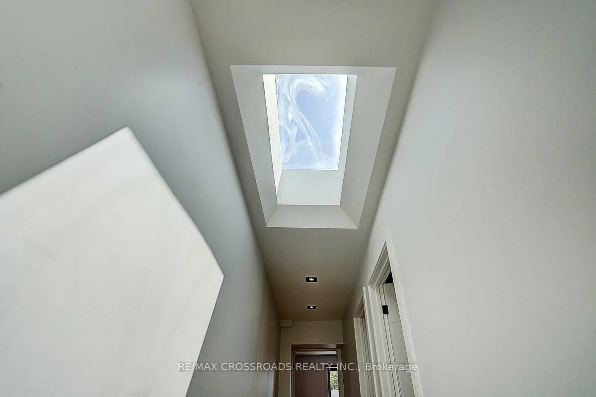 133, Yarmouth, Dovercourt-Wallace Emerson-Junction, Toronto