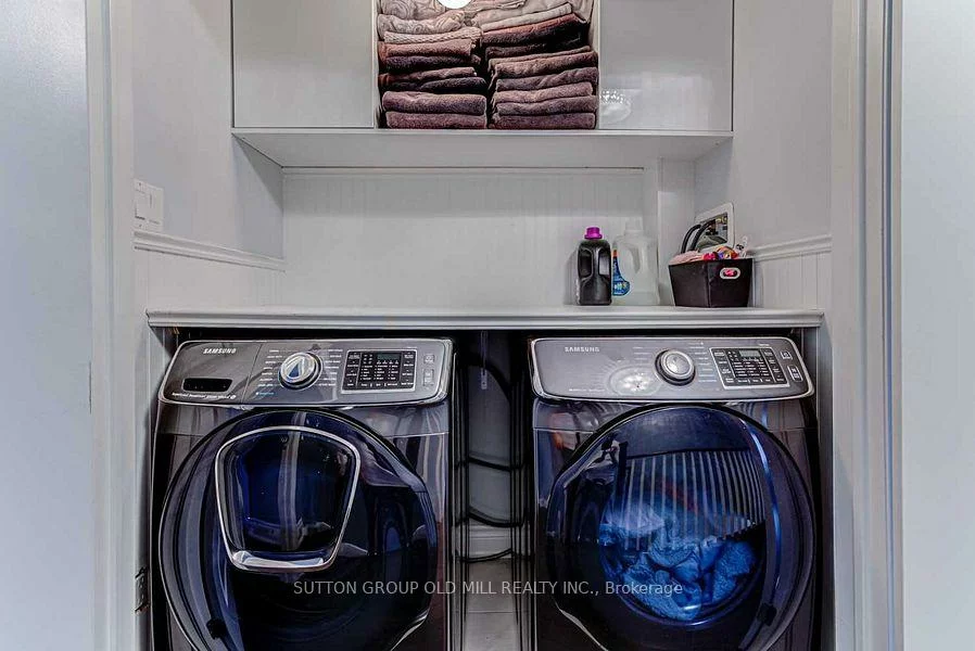 43, Dryden, Willowridge-Martingrove-Richview, Toronto
