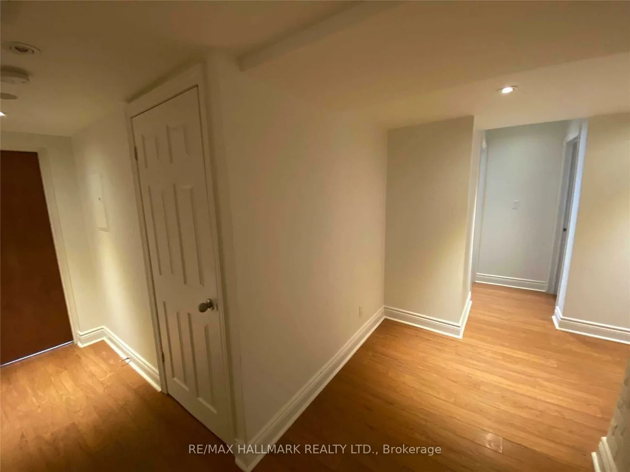 20, Triller, South Parkdale, Toronto