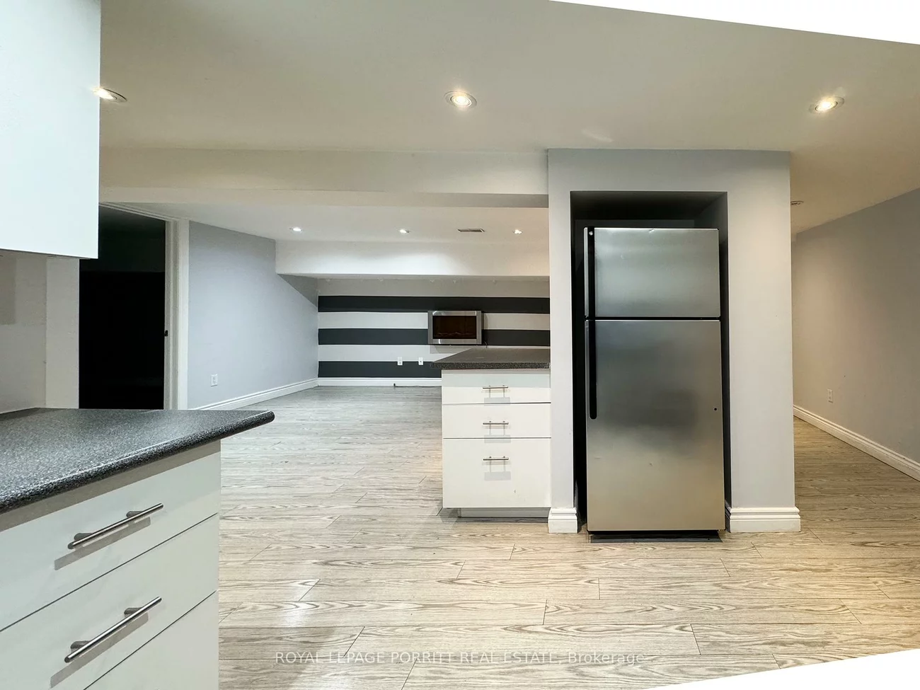 10, Roseland, Alderwood, Toronto