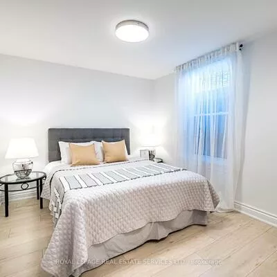 48, Thirteenth, New Toronto, Toronto
