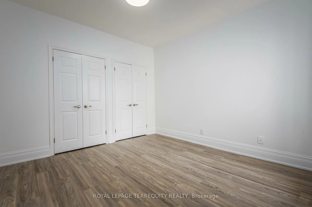 354, Clendenan, High Park North, Toronto
