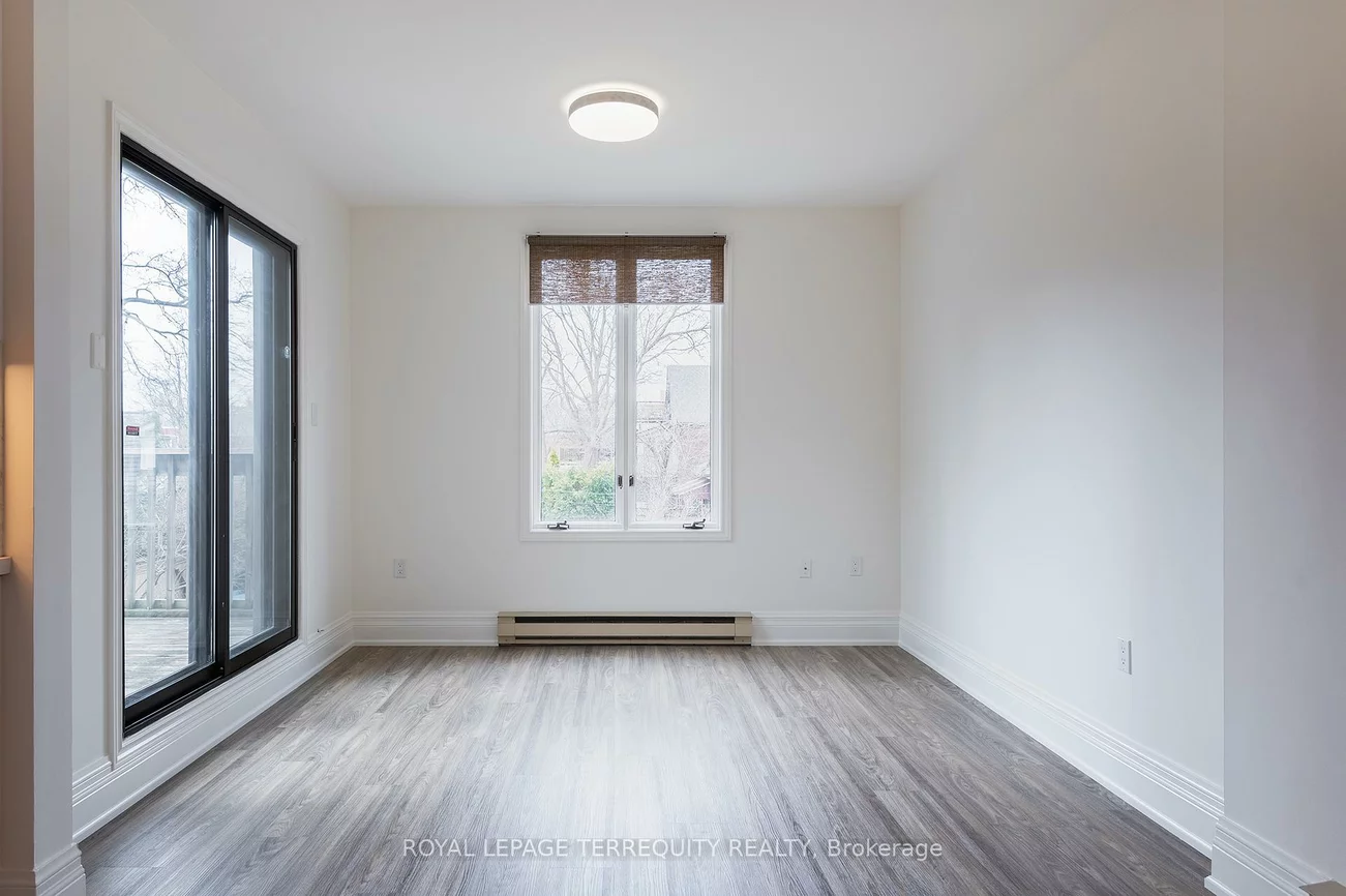354, Clendenan, High Park North, Toronto