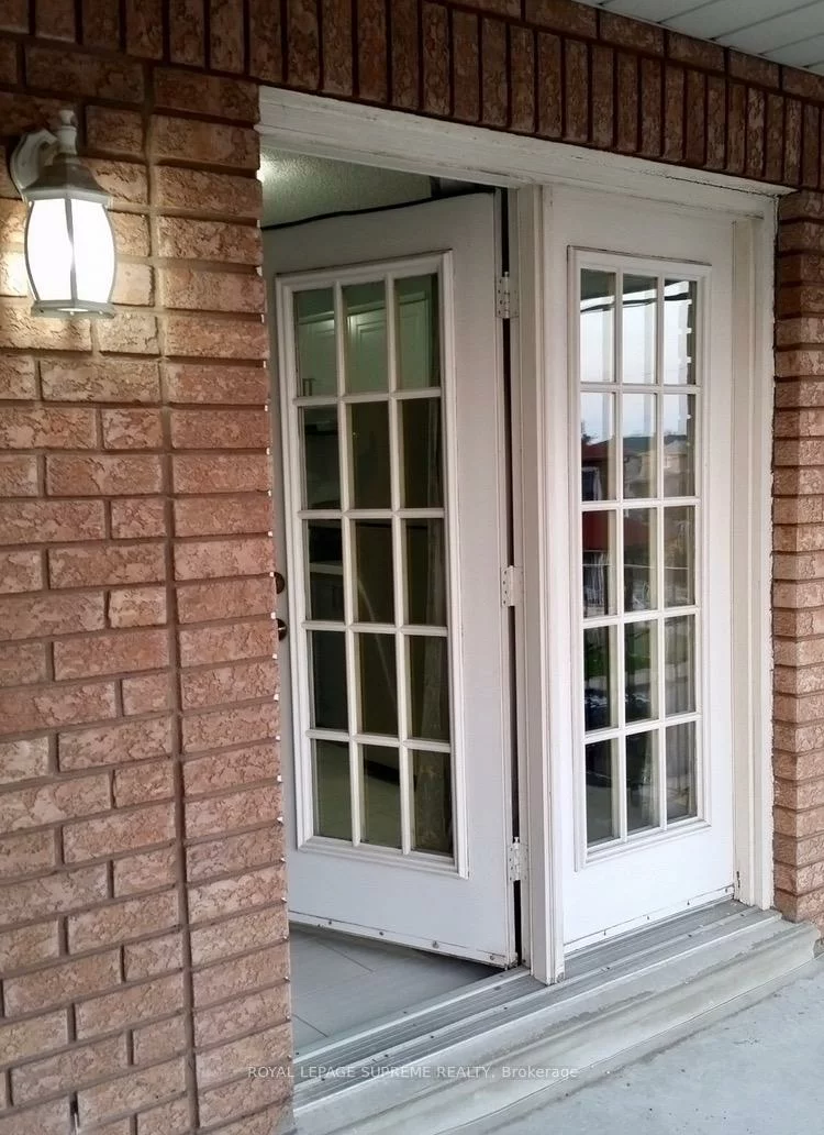14, Thornton, Caledonia-Fairbank, Toronto