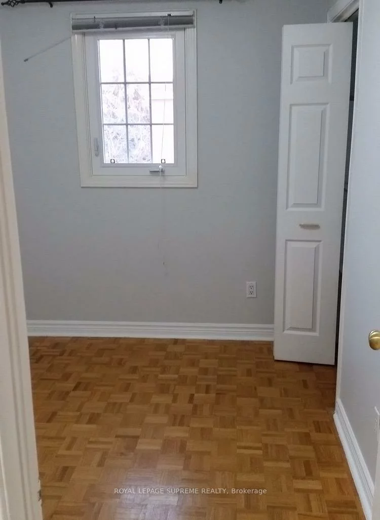 14, Thornton, Caledonia-Fairbank, Toronto