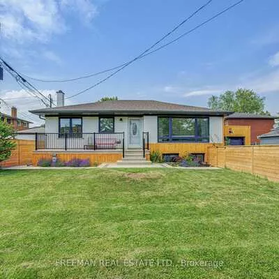 26, Edgeware, Alderwood, Toronto