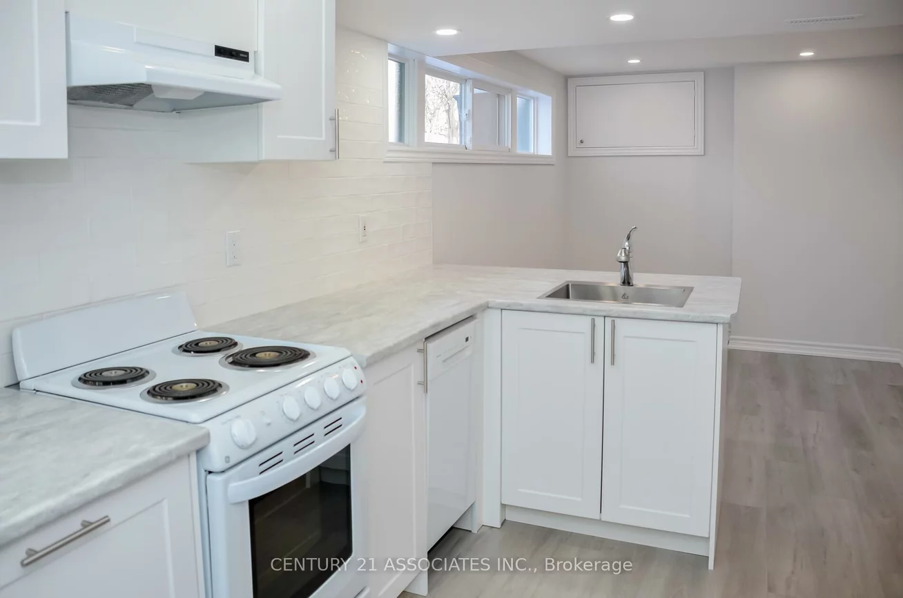 75, Coney, Stonegate-Queensway, Toronto