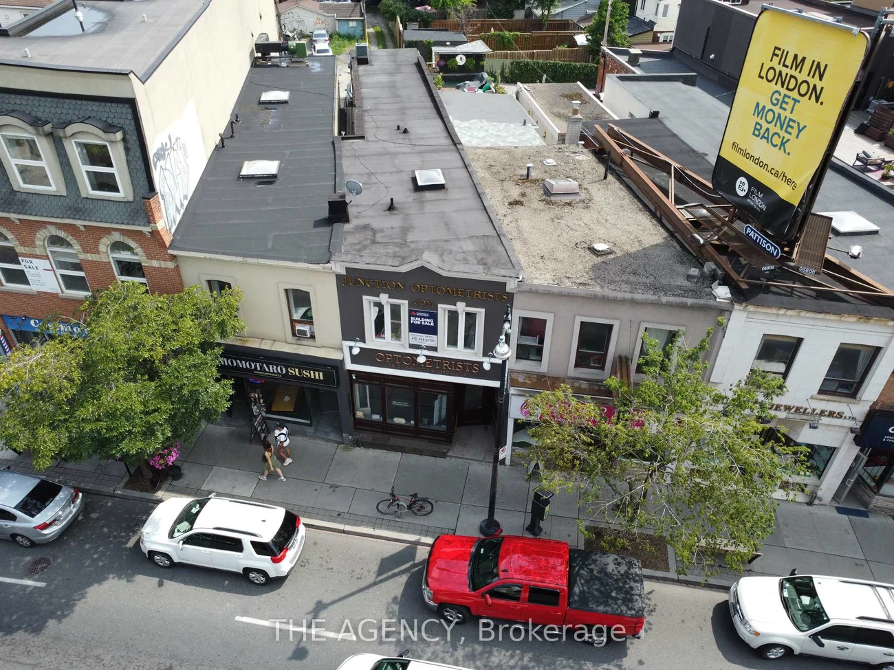 2913, Dundas, Junction Area, Toronto
