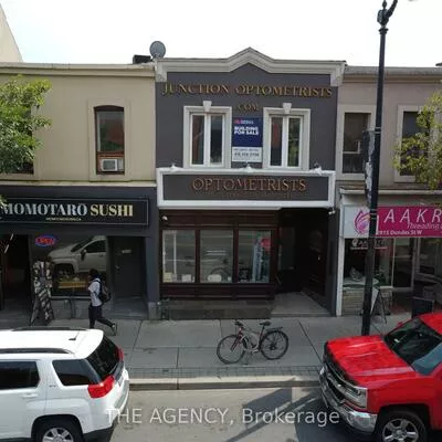 2913, Dundas, Junction Area, Toronto