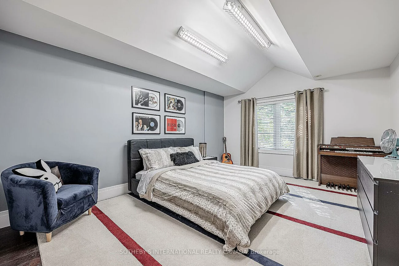 44, Meadowcrest, Stonegate-Queensway, Toronto
