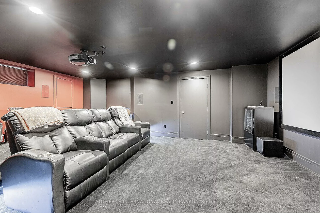 44, Meadowcrest, Stonegate-Queensway, Toronto