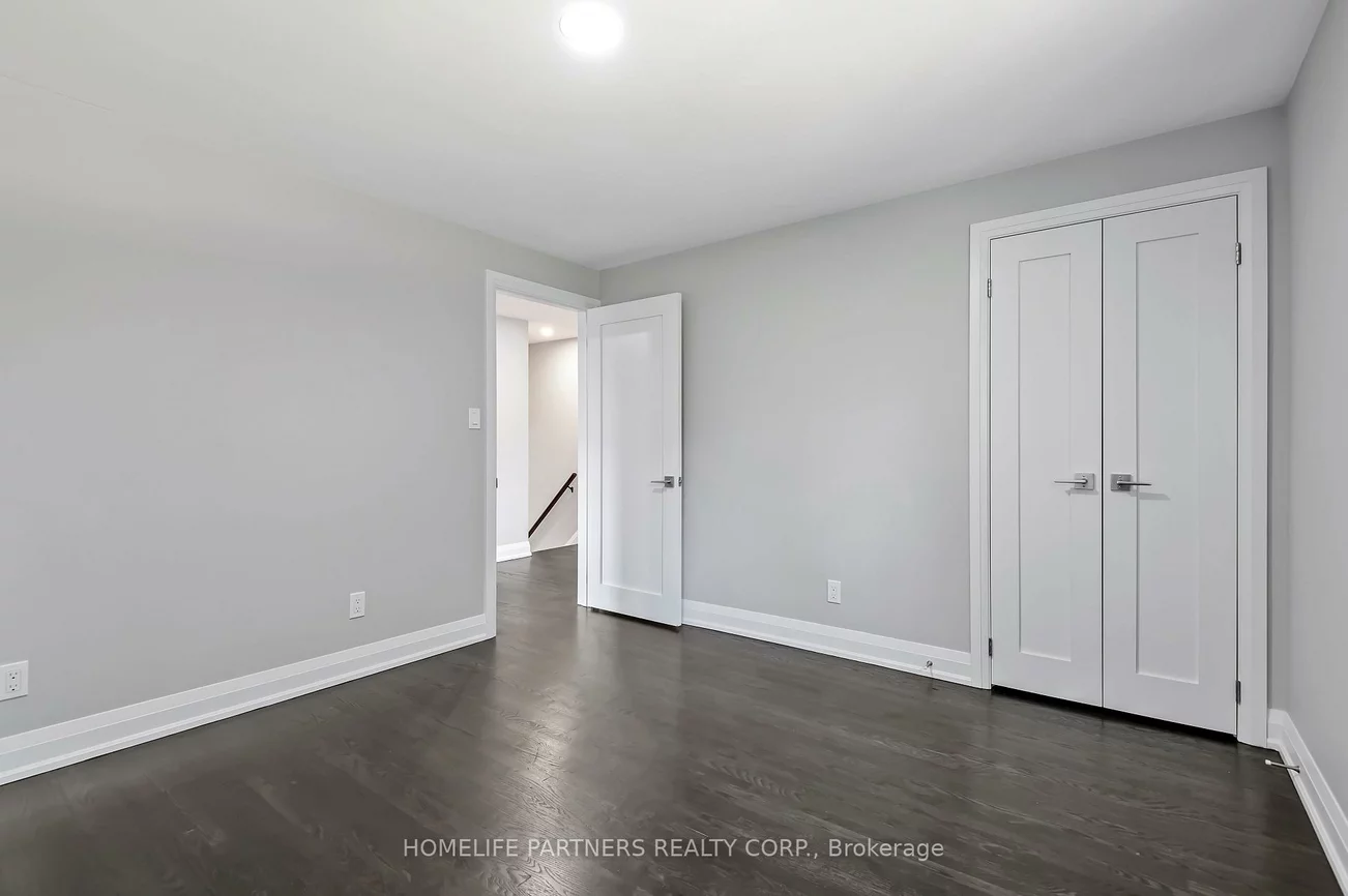 79, Strathavon, Mount Olive-Silverstone-Jamestown, Toronto