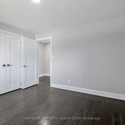 79, Strathavon, Mount Olive-Silverstone-Jamestown, Toronto