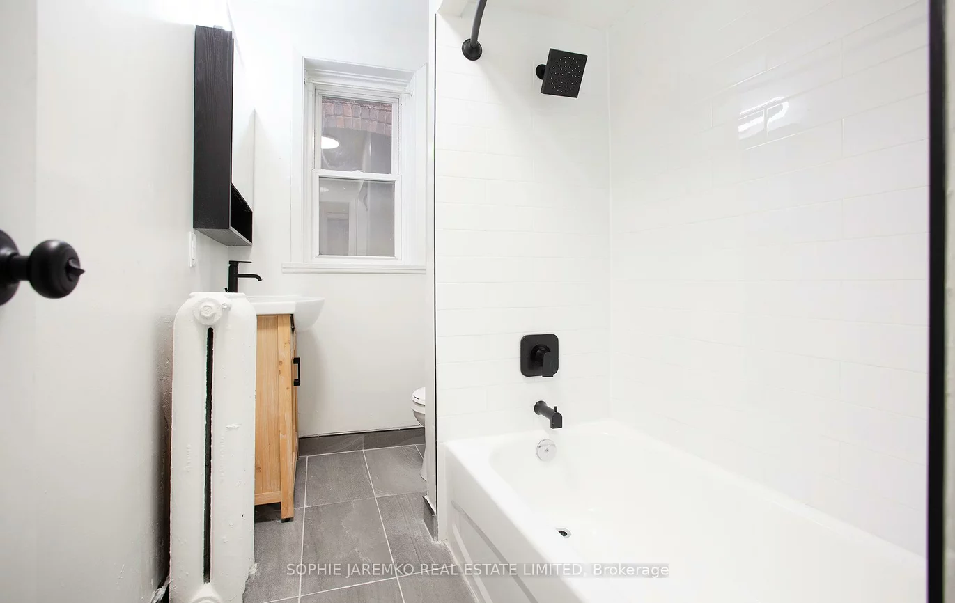 413, Roncesvalles, Roncesvalles, Toronto