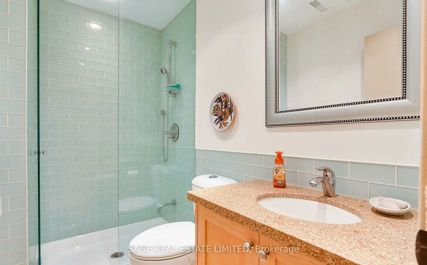 85, HARSHAW, Lambton Baby Point, Toronto