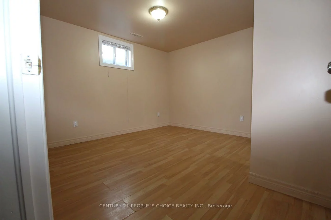 477, SILVERSTONE, West Humber-Clairville, Toronto