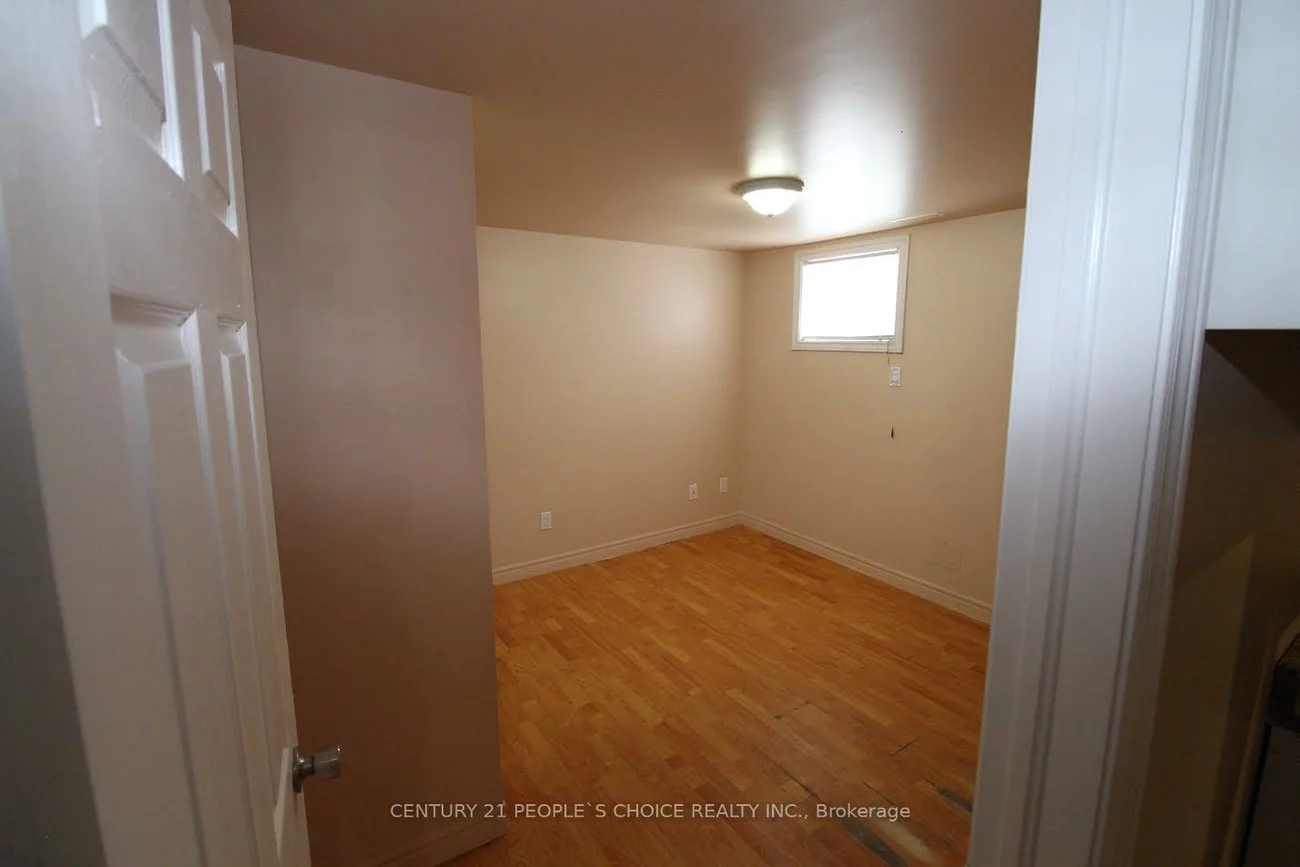 477, SILVERSTONE, West Humber-Clairville, Toronto