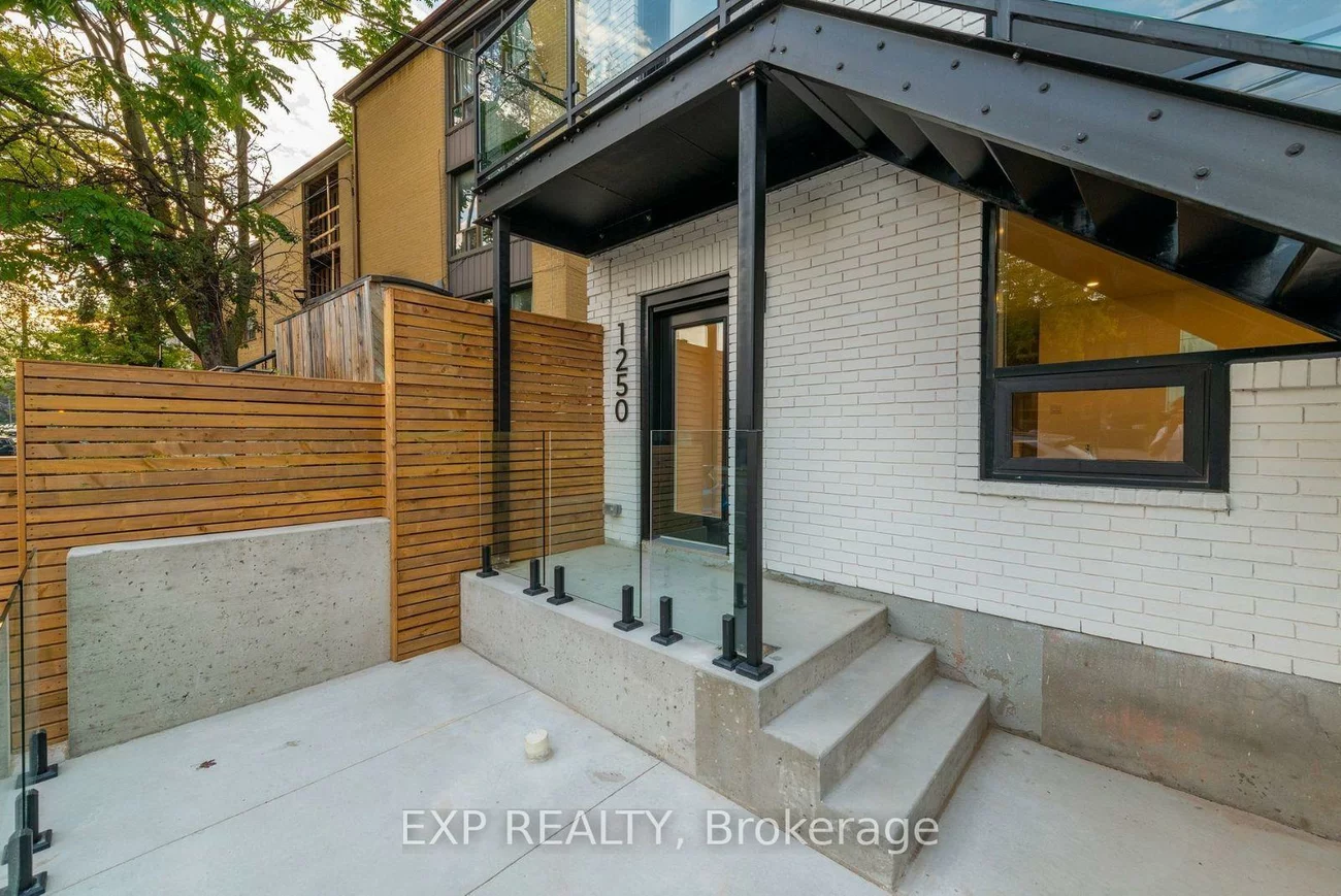 1250, Davenport, Corso Italia-Davenport, Toronto