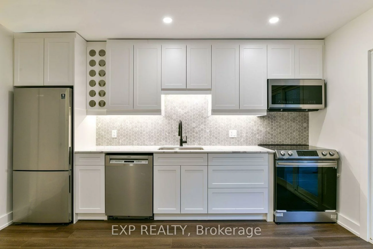 1250, Davenport, Corso Italia-Davenport, Toronto