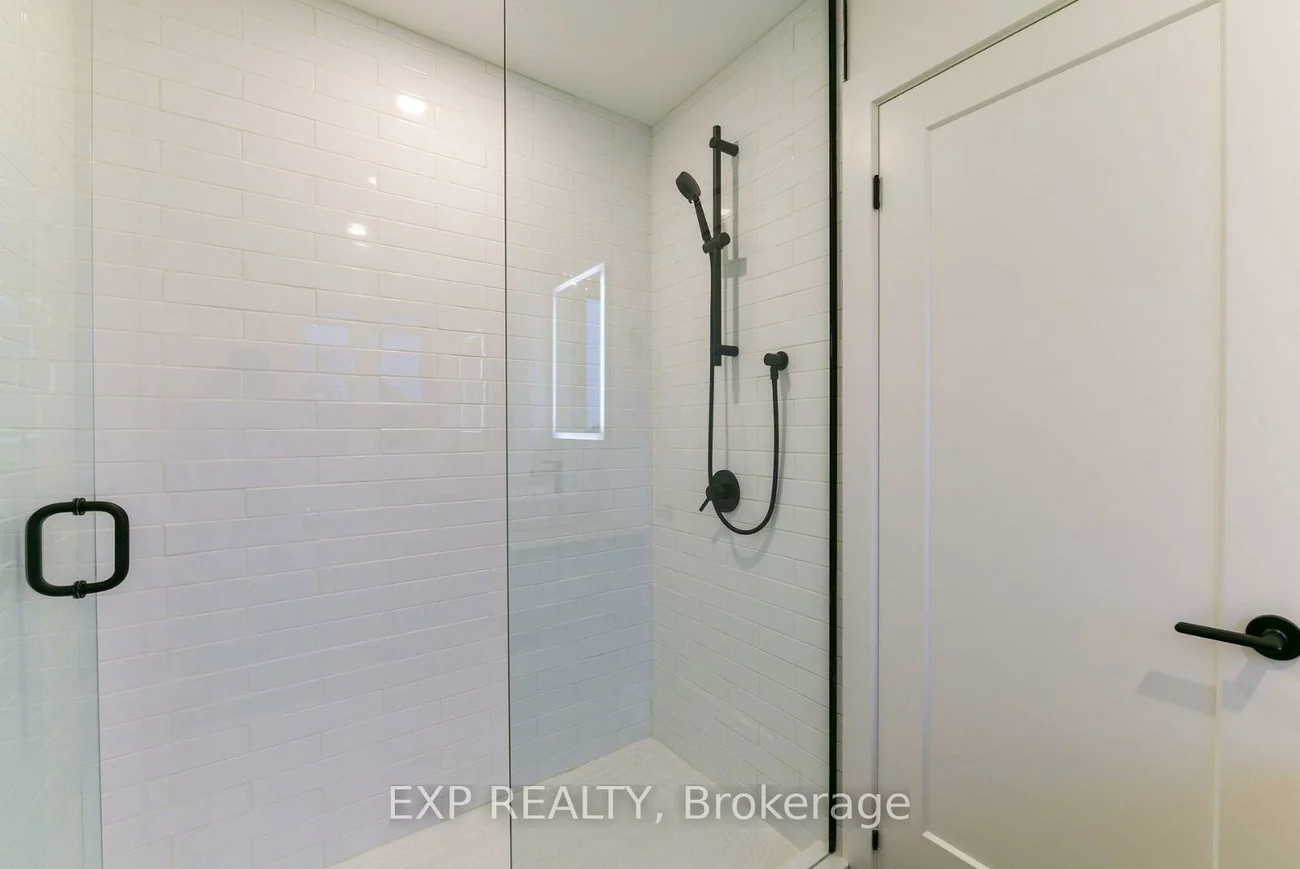 1250, Davenport, Corso Italia-Davenport, Toronto
