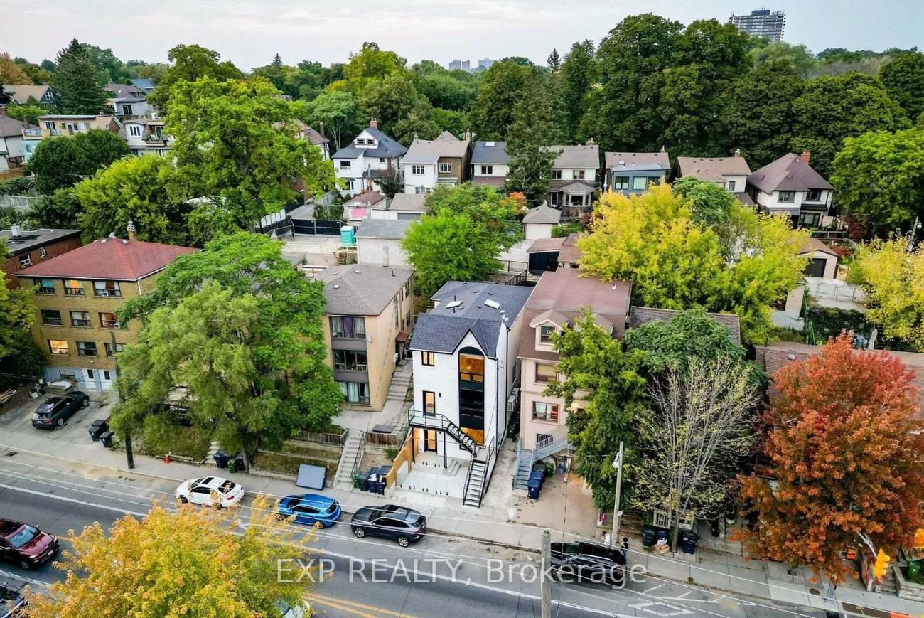 1250, Davenport, Corso Italia-Davenport, Toronto