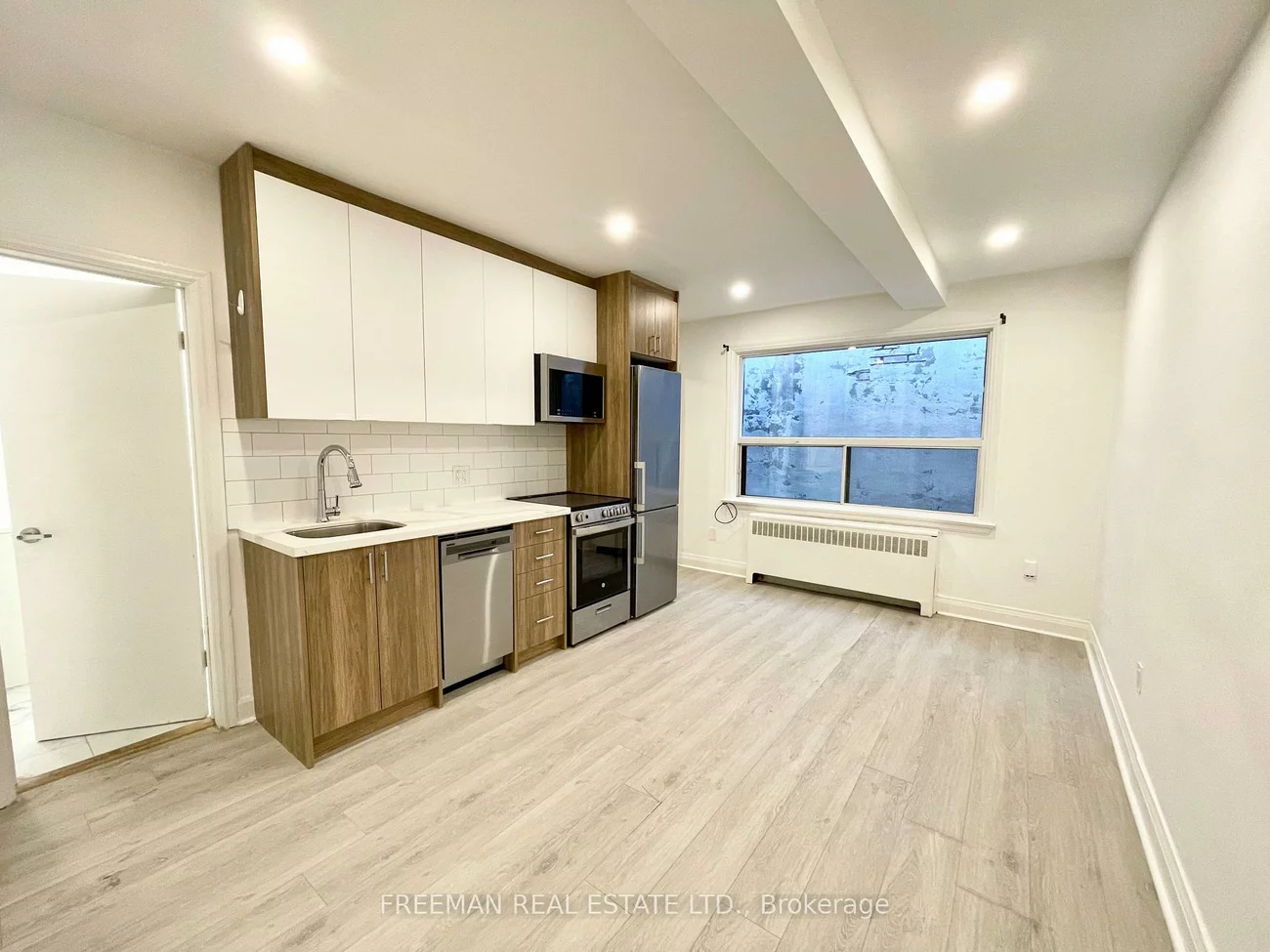 1980, EGLINTON, Briar Hill-Belgravia, Toronto