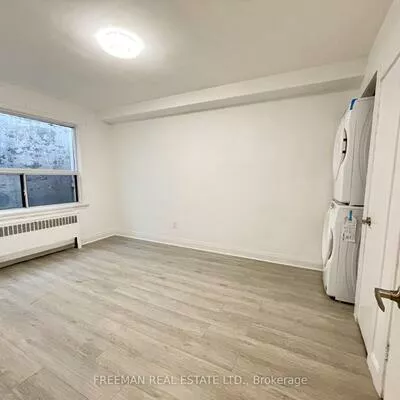 1980, EGLINTON, Briar Hill-Belgravia, Toronto