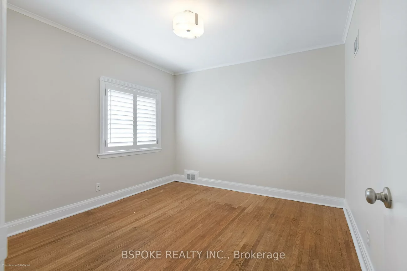 70, Jopling, Islington-City Centre West, Toronto