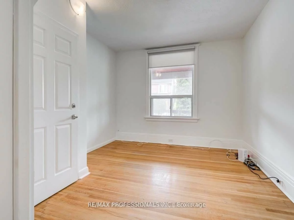 41, Sellers, Corso Italia-Davenport, Toronto