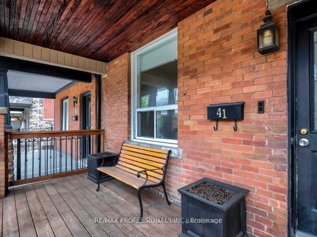 41, Sellers, Corso Italia-Davenport, Toronto
