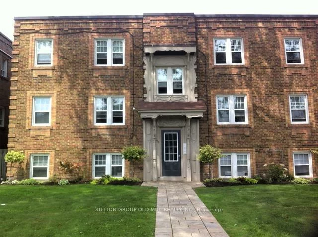 48, Emerald, New Toronto, Toronto