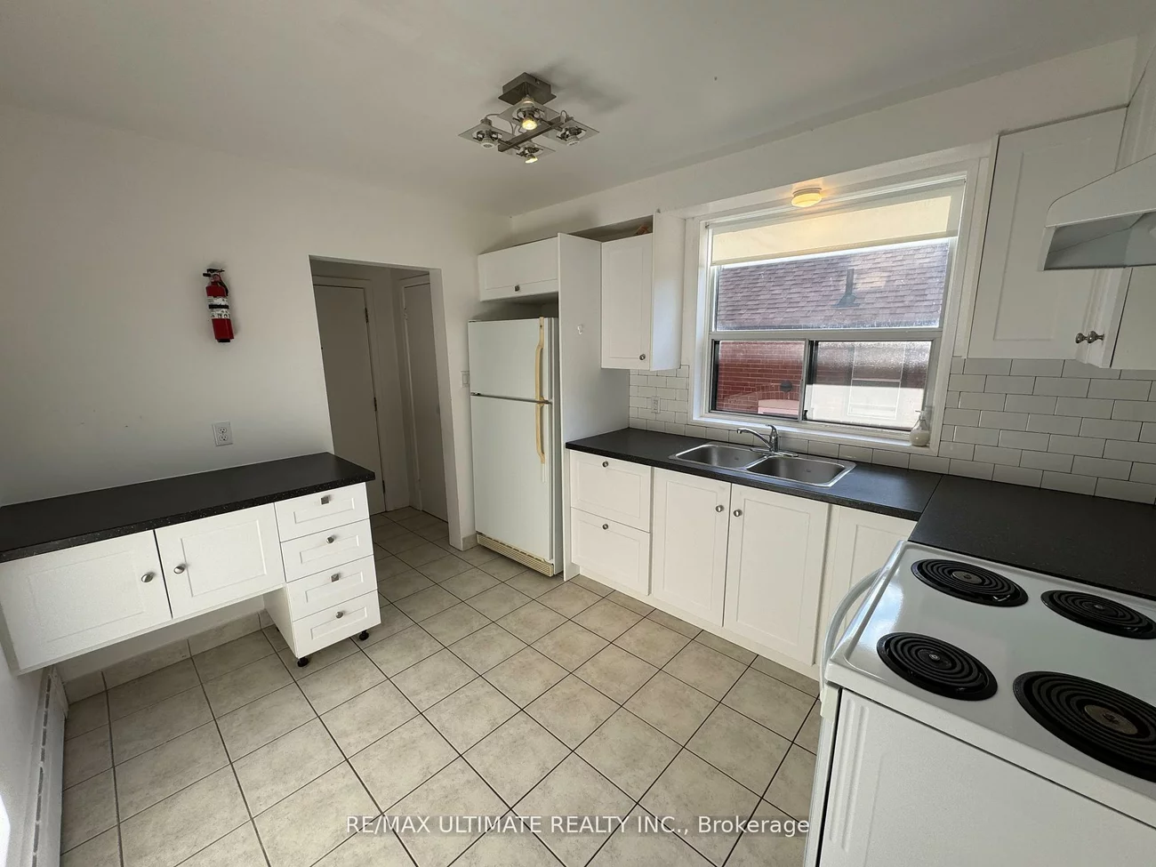 468, Ridelle, Briar Hill-Belgravia, Toronto