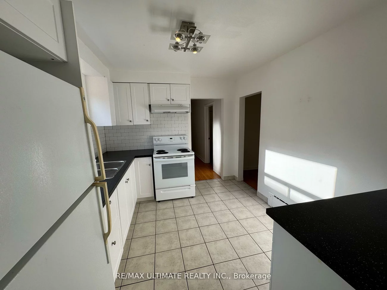 468, Ridelle, Briar Hill-Belgravia, Toronto