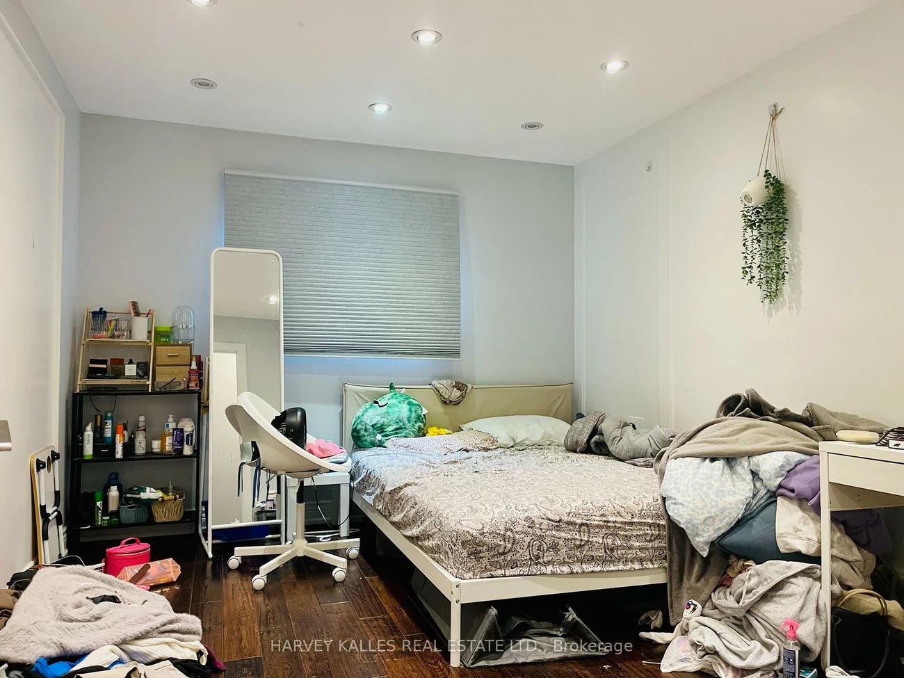 394, Caledonia, Caledonia-Fairbank, Toronto