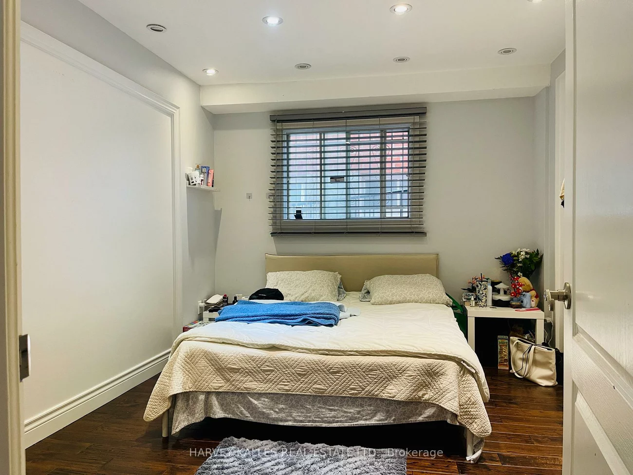 394, Caledonia, Caledonia-Fairbank, Toronto