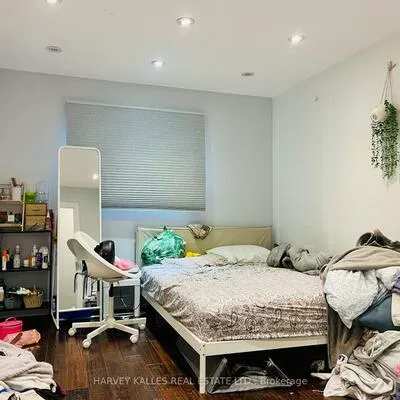 394, Caledonia, Caledonia-Fairbank, Toronto