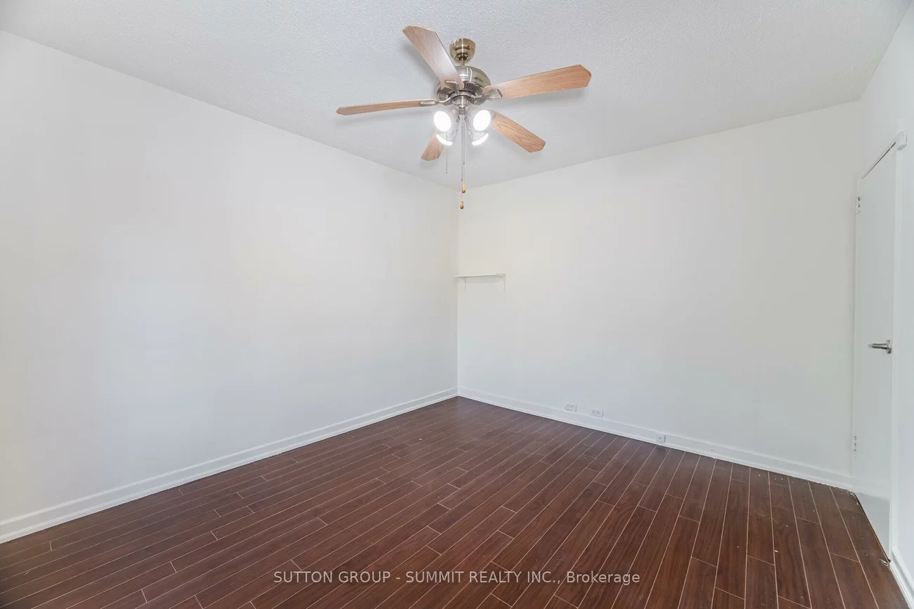 56, Ash, Long Branch, Toronto
