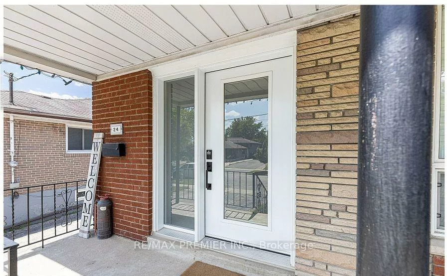 24, Hucknall, York University Heights, Toronto