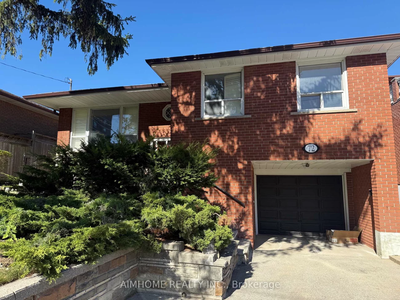 72, La Rose, Humber Heights, Toronto