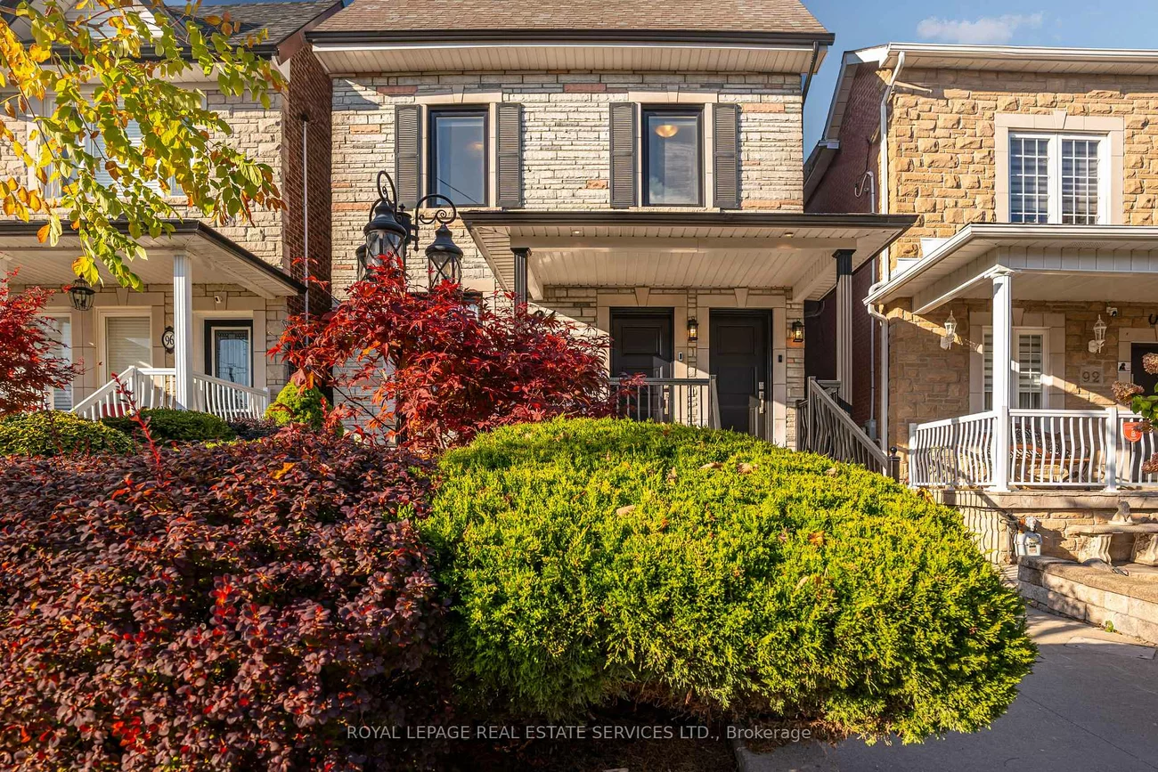 94, Wallace, Dovercourt-Wallace Emerson-Junction, Toronto
