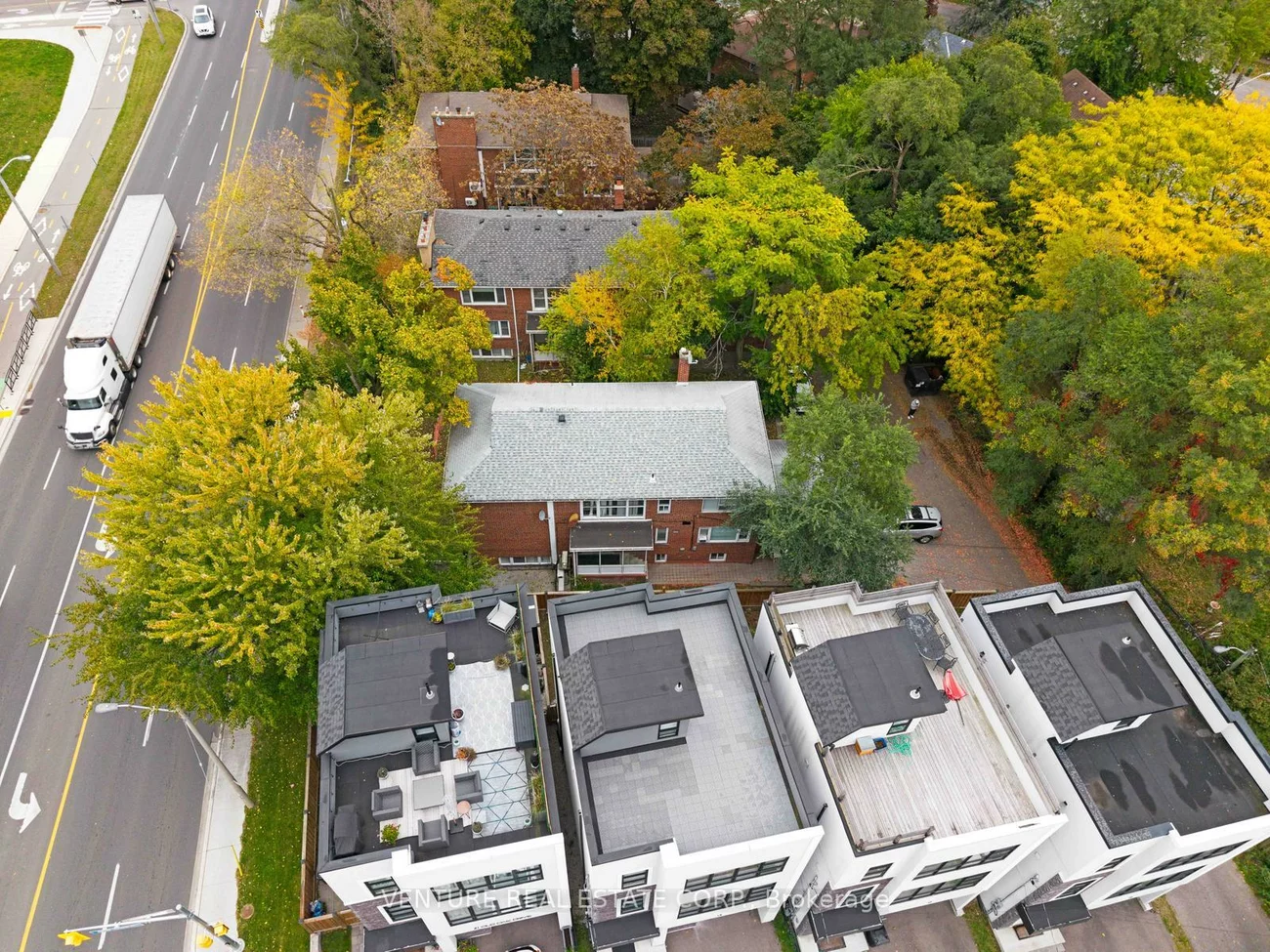 4617, Dundas, Kingsway South, Toronto