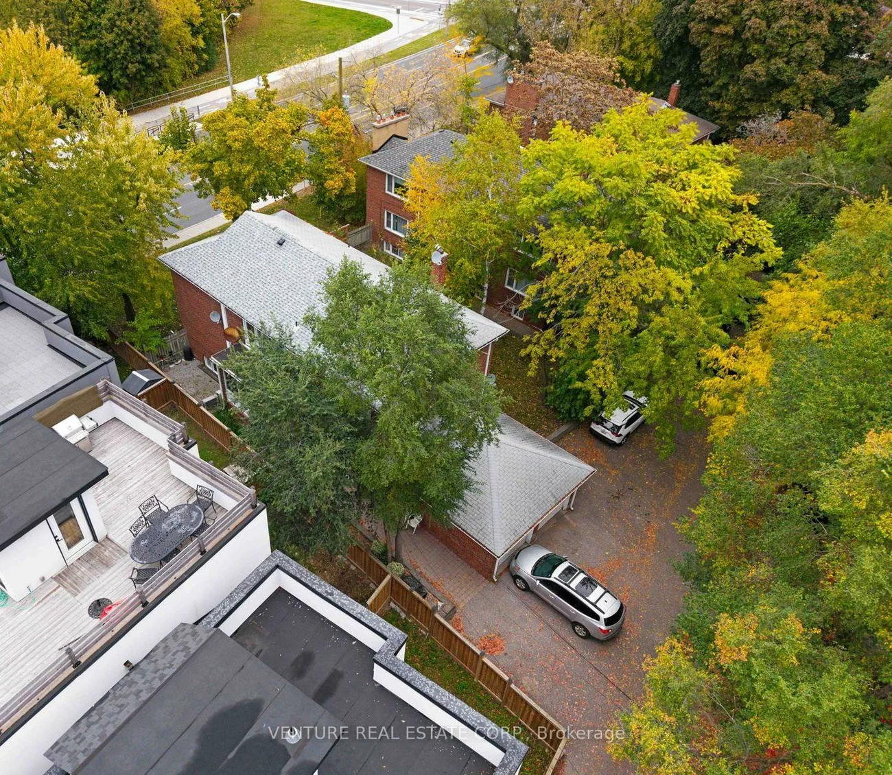 4617, Dundas, Kingsway South, Toronto