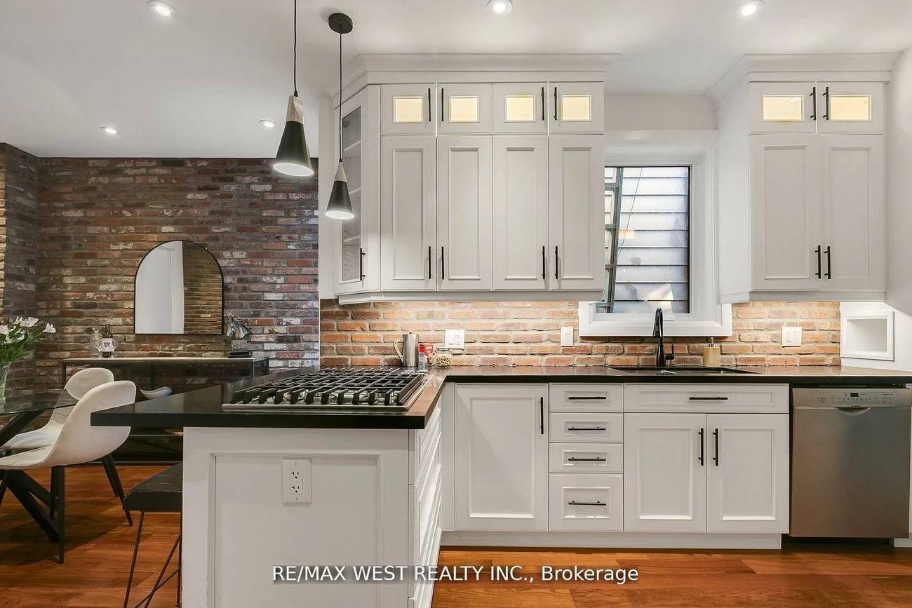 414, Clendenan, Junction Area, Toronto